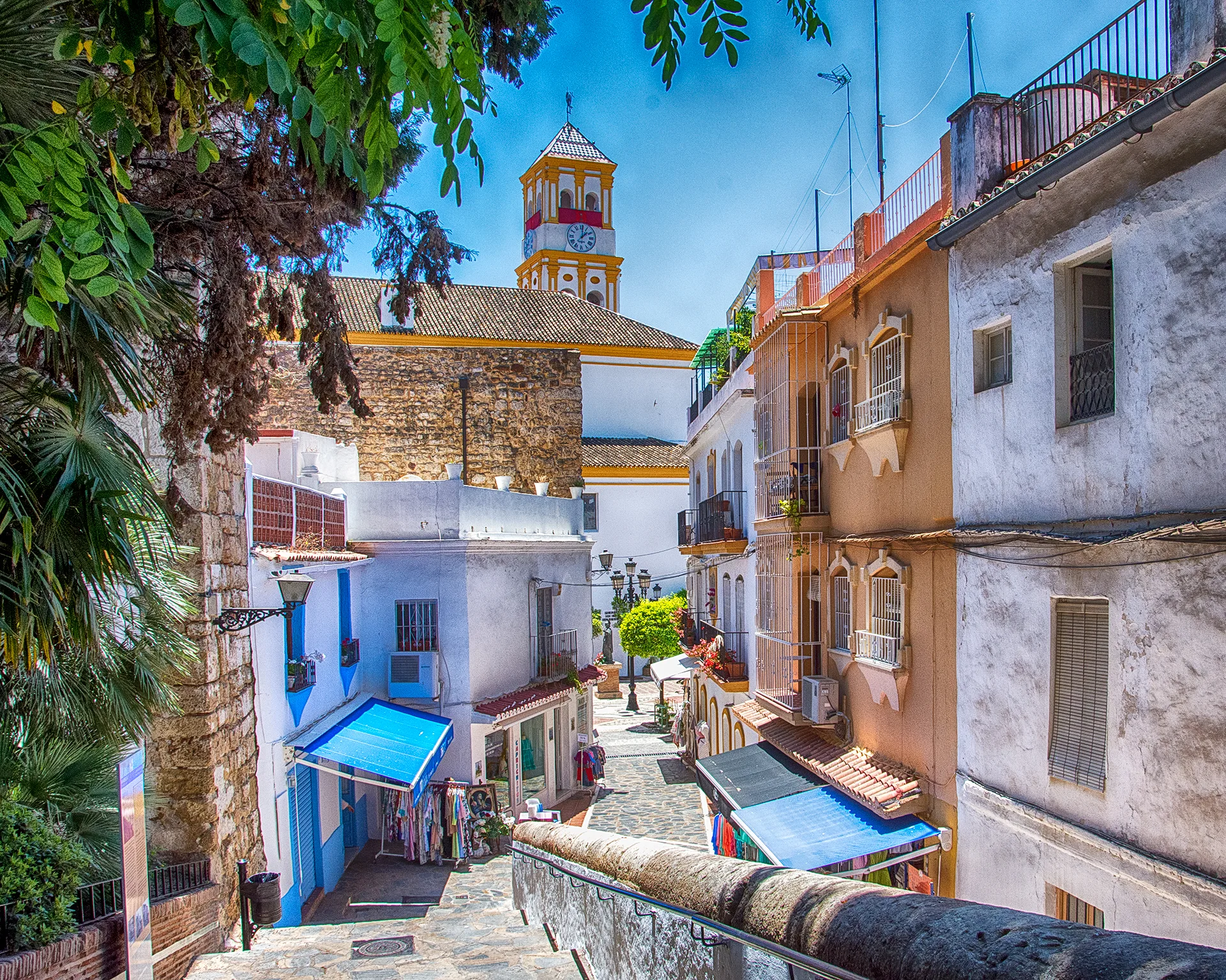 Nueva Andalucia 